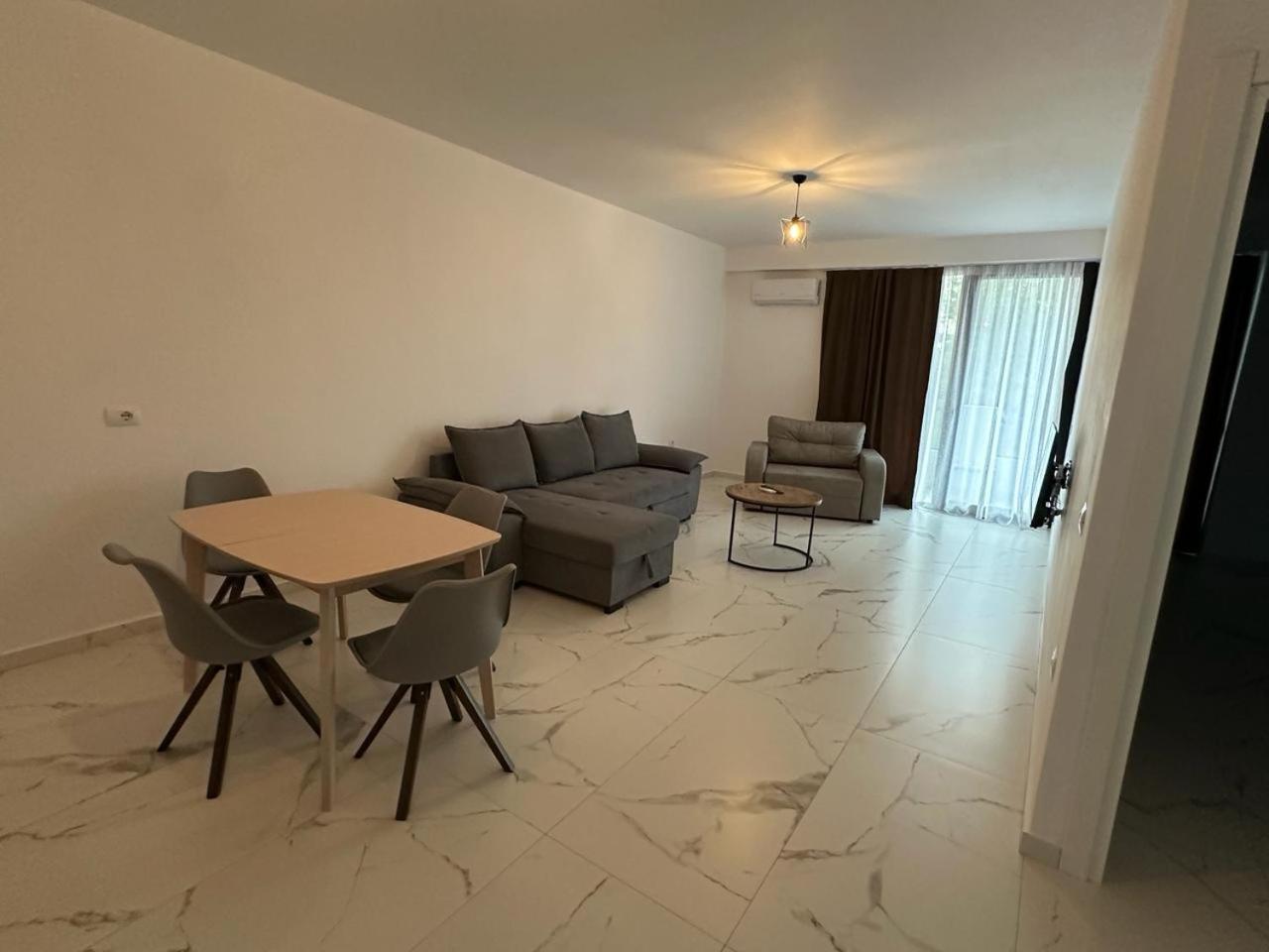 Sunrose Residences Saranda Extérieur photo