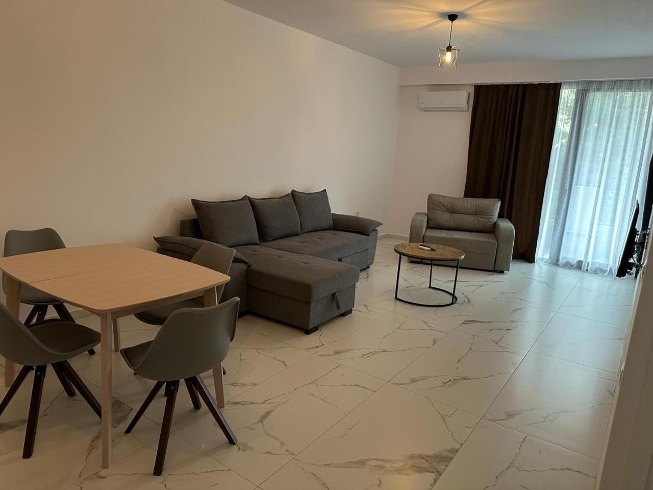 Sunrose Residences Saranda Extérieur photo