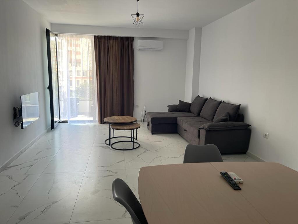 Sunrose Residences Saranda Extérieur photo