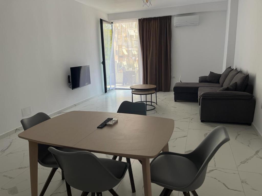 Sunrose Residences Saranda Extérieur photo