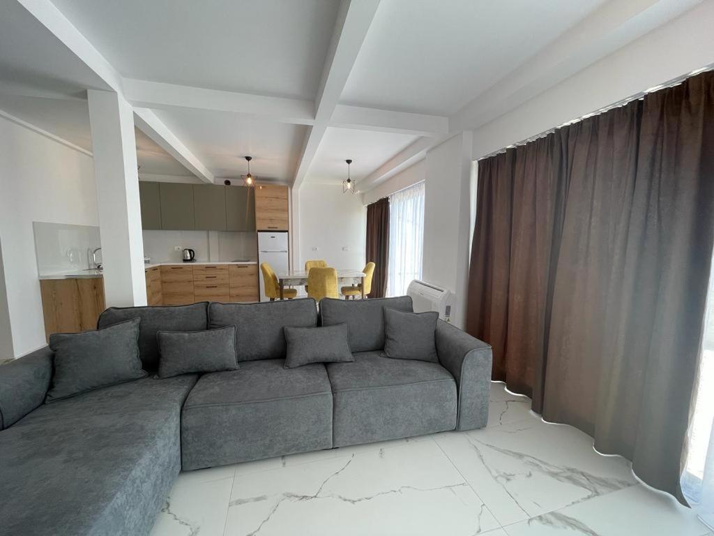 Sunrose Residences Saranda Extérieur photo