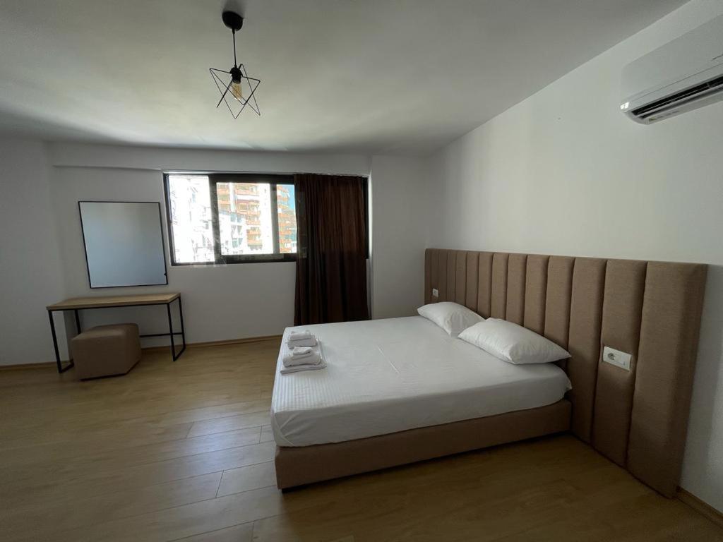 Sunrose Residences Saranda Extérieur photo