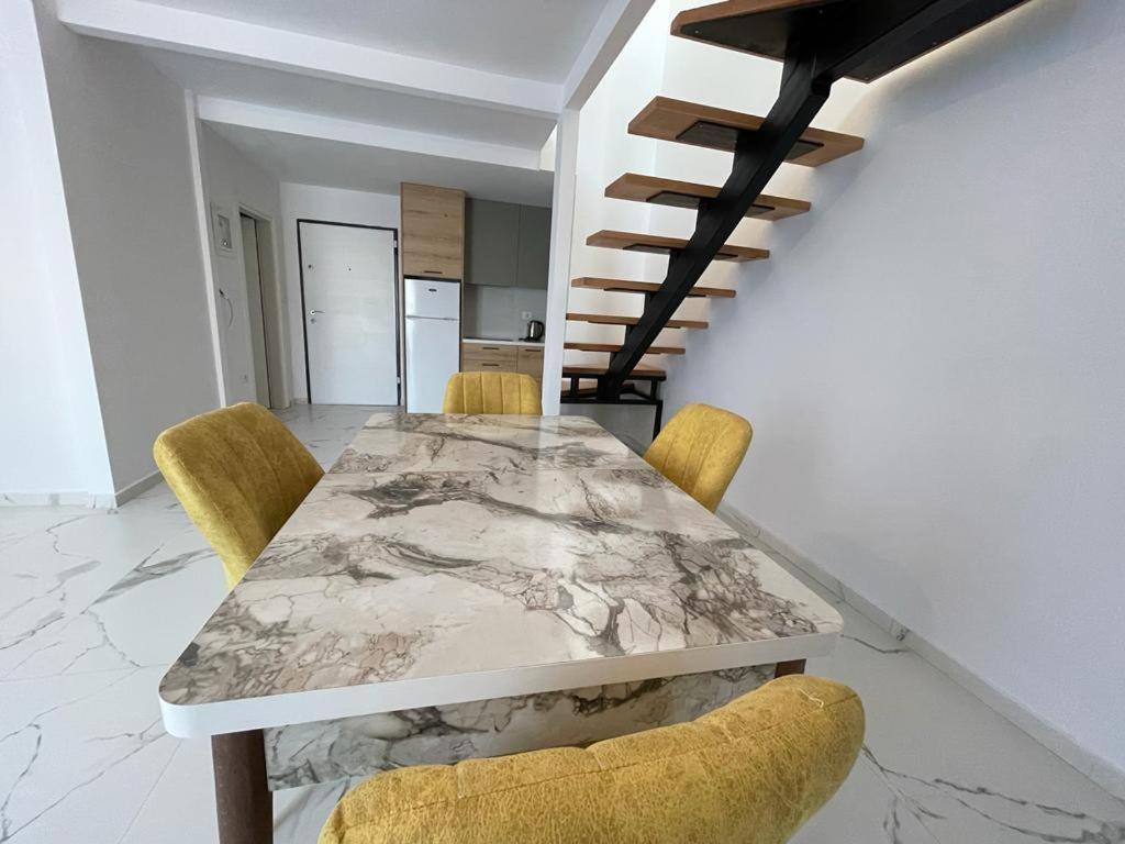 Sunrose Residences Saranda Extérieur photo