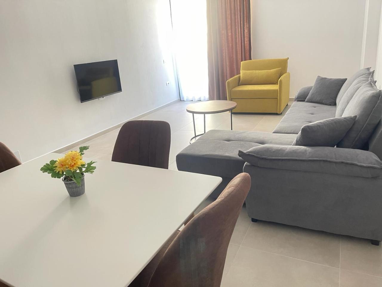Sunrose Residences Saranda Extérieur photo